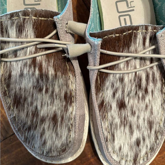 Custom, hand stitches cow fur Hey Dude, style Wendy - Picture 3 of 5